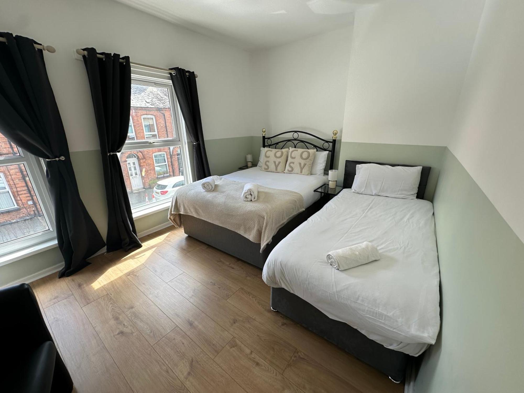 2Br City Side House เบลฟาสต์ ภายนอก รูปภาพ